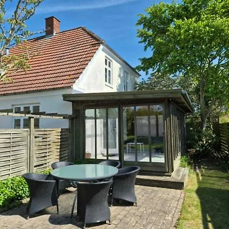 Nybo House * Præstø