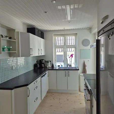 Nybo House بيت للعطل